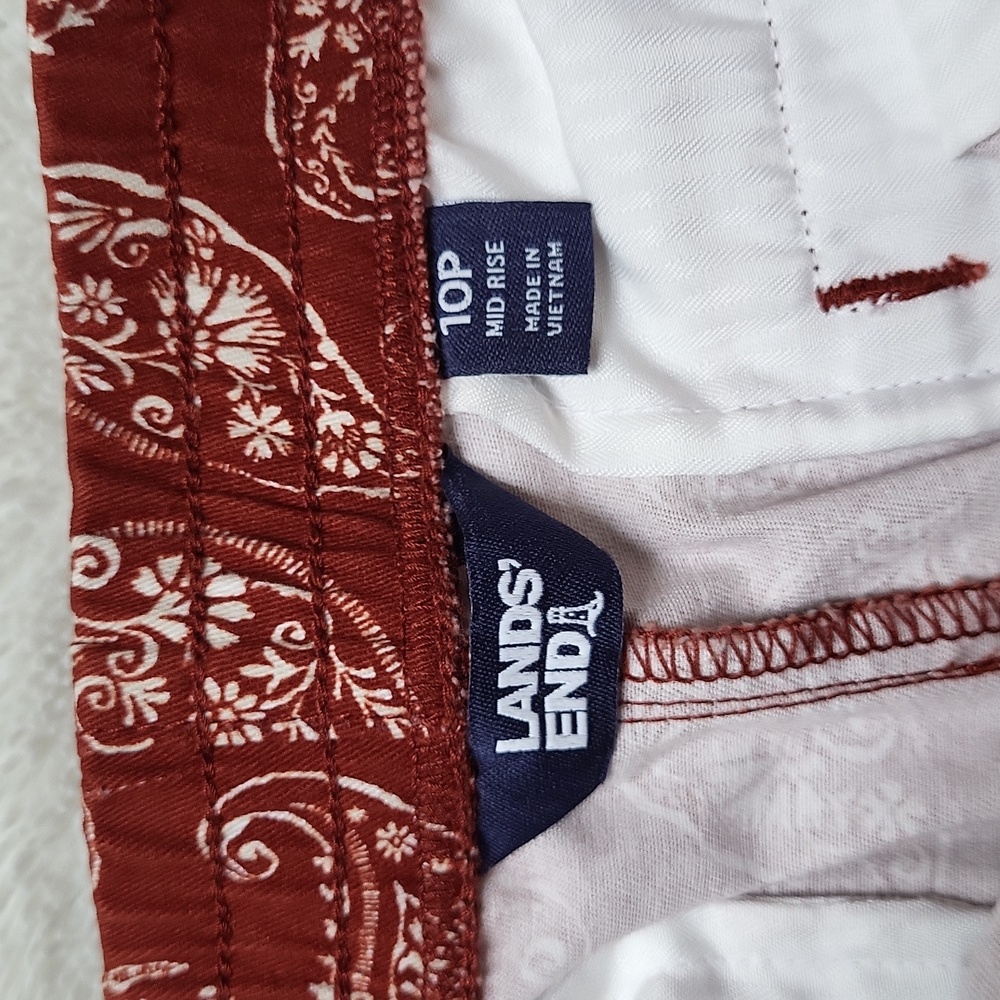 NWOT! 7" Lands' End Rust Red Paisley Printed Shorts Size 10 Petite - Picture 5 of 10